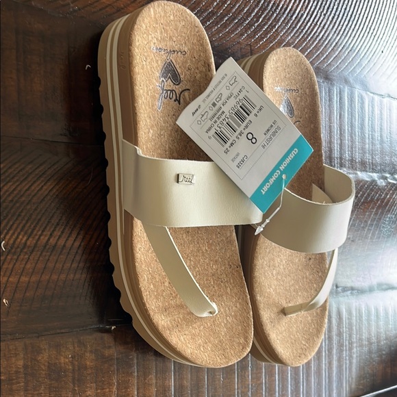 Reef Beige Cork Sandals - Picture 5 of 5